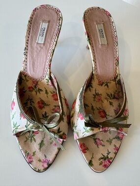 Prada Vintage Floral Satin Kitten Heel Mules Pointed Toe Bow Y2K EU 37.5 Shoes